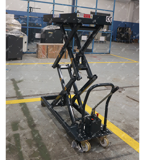 Manual Mobile Scissor Lift Table  with roller table