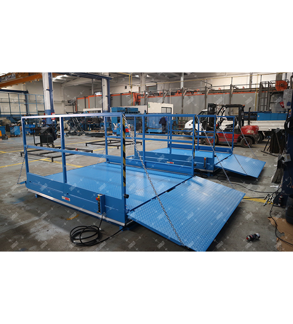 Loading Dock Table with Hydraulic Lip
