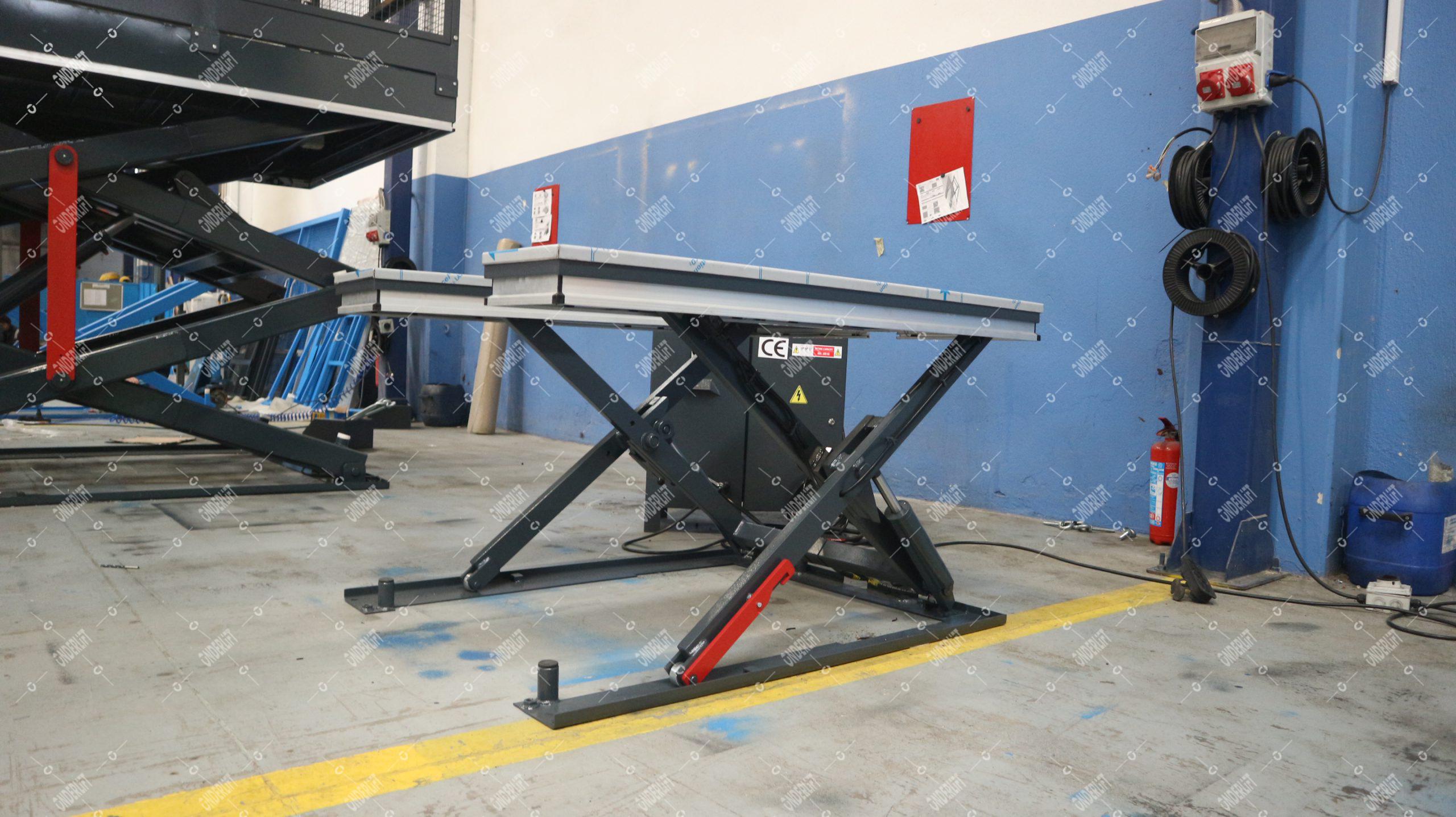 U Type Low Profile Lift Table – Stainless Steel Top Platform